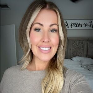 Meet your Posher, Erin